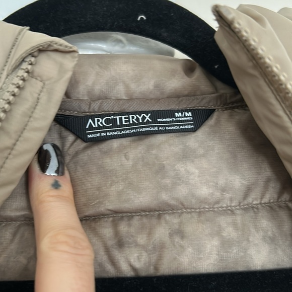 Arc’teryx Long Coat - Picture 6 of 7